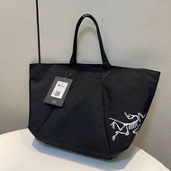 全新 Arc'Teryx 始祖鳥 Carrier 45L 鬆弛感 超大容量百搭托特包 水餃包