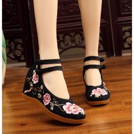 PD9 2019 Chinese wind jacquard cotton increased in the women's national wind buckle high heels bride