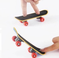 สเก็ตบอร์ดจิ๋ว สเก็ตบอร์ดนิ้ว Finger Skateboard สเก็ตบอร์ดมินิ Mini Skate board