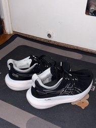 ASICS GEL-NIMBUS 25 黑色跑鞋