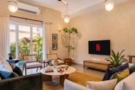 Villa Avyan by Hireavilla - Luxury 4BHK with Pool 5 mins from Assagao