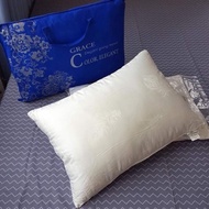 Premium Feather Pillow Filler