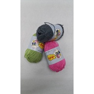 Benang kait JOLIE milk cotton yarn knitting yarn crochet yarn color #01 White &amp; #02 Black