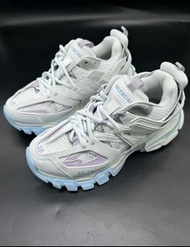 Balenciaga Track 老爹鞋 白藍粉