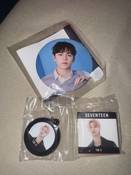 Seventeen 扭蛋 襟章