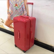 Rimowa Trunk Plus 紅色行李箱