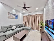 Rumah 100 m² dengan 3 bilik tidur dan 2 bilik mandi peribadi di Pusat bandar Kuching (Jeff & Ricky H