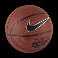 寶林站 Nike True Grip Outdoor Basketball 籃球 (啡 Brown)