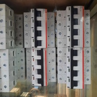MCB 4POLE 20A ABB S804C 20A 4P