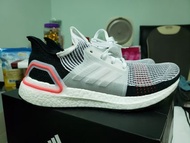 Adidas ultraboost 19 Nike react air max vapormax