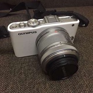 Olympus Pen Lite E-pl3相機