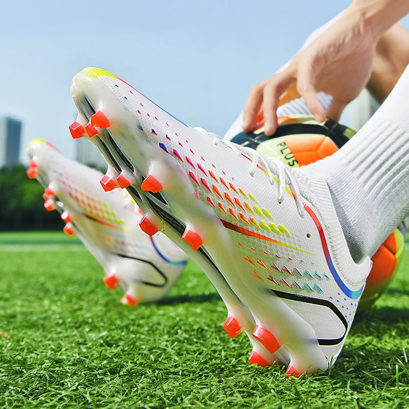 รองเท้าฟุตบอลชายเบามากกันลื่นพื้นรองเท้าฟุตบอลสำหรับเด็กรองเท้าผ้าใบสำหรับฝึกซ้อมฟุตบอล