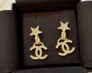 CHANEL 星星耳環 (Gold)