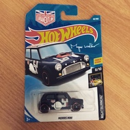 FJX71-D7C3 Hot Wheels Morris Mini