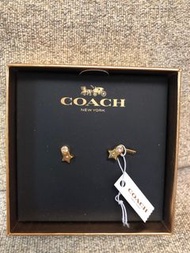 Coach 閃石星星耳環