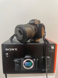 Sony Alpha A7 II Body with SEL 2870 E-mount 28-70mm F3.5-5.6 DSS lens (PAL)