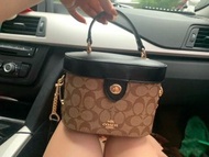 全新闲置Coach蔻馳女包 盒子包/化妝包 手提/單肩/腋下包