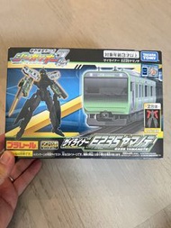 Takara Tomy 新幹線變形機器人 Z 合體 E235 山手線