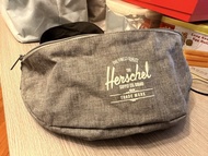 Herschel Supply Co. 腰包