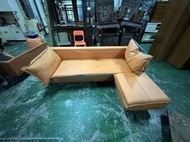 【東鼎二手家具】橘色七尺麂皮面L型沙發組*客廳沙發*多人沙發*洽談沙發*辦公沙發*套房沙發*皮面沙發*工作室沙發
