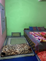 Rumah 809 m² dengan 10 bilik tidur dan 4 bilik mandi peribadi di Pulga (PINK HOUSE CAFE &HOMESTAY KA