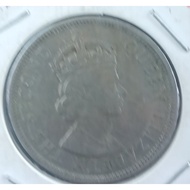 1978 MAURITIUS QUEEN ELIZABETH II 50 CENTS COIN.