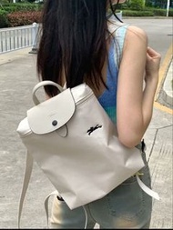 🔥清庫存｜超低價走貨 | Clear Stock | Super Low Price Sale | 瓏驤Longchamp Le Pliage系列刺繡戰馬米白雙肩包 防潑水輕量百搭日常通勤後背包|