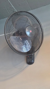 KDK M40MH 16" 遙控掛牆扇 ~ 黑色