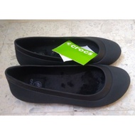 Crocs flat black size W7/ UK 5/ US 7