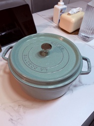 Staub Round Cocottes 圓形鑄鐵鍋 - 26cm / 5.2L