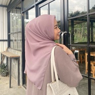 PLAIN SCARF 2 oval by daily hijab ara - Size ± 110x110 cm