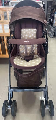 รถเข็นเด็ก Aprica รุ่น Flyle BA สีน้ำตาลเบาะHigh Seat (รุ่นใหม่) ชนช๊อป สภาพสวย 90%