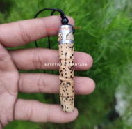 Liontin Cemeti Ali Oud Sholib