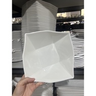 High Quality A262-9 Diamond Shape White Melamine Plastic Plate for Restaurants, Hotels, Restaurants
