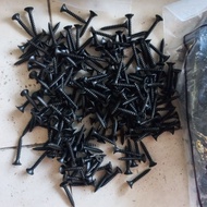 BLACK SCREW TYPE I SPECIALIZED FOR SHOOTING PLASTER, WOOD, PLASTIC - 2.5cm-4cm