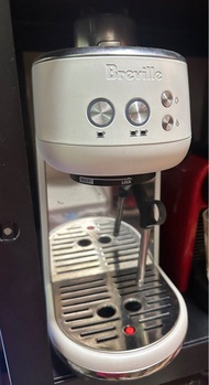 Breville BES450BSS 迷你意式半自動咖啡機 白色 香港行貨