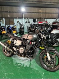 YAMAHA　XJR1300