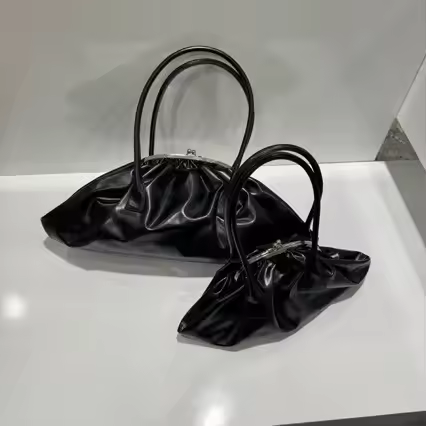 CDG artificial leather, pleated cloud bag, handbag, shell mouth gold bag Ladies Fashion High End Ver