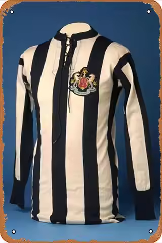 Metal Tin Sign - Newcastle United Jersey from the 1911 FA Final, 1911 - Poster Metal Plaque Cafe, Ba