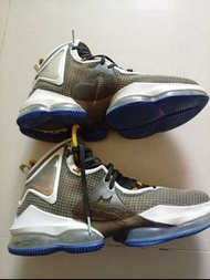 Nike LeBron 19 Basketball Shoes