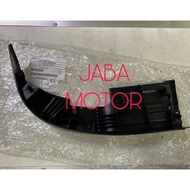Rear bumper plastic - Rear bumper bumper Hilux Revo right Original