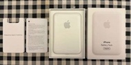 絕版 Apple MagSafe 外接式電池 行貨 99%新 非常少用和新淨 蘋果專門店購入$749 電量和操作全正常 只是包裝紙盒有點舊 全套有盒齊所有說明書 合完美主義者