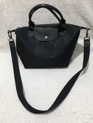 Preloved Tas Nilon Hitam Cantik