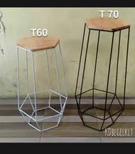 STANDING RAK POT BUNGA BESI HIAS TUNGGAL DIAMETER POT 25 CM