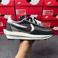 Sacai x Nike LDWaffle 黑白