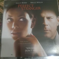 VCD PERFECT STRANGER FEAT BRUCE WILLIS INDONESIAN TEXTOriginal