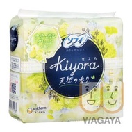 unicharm - Sofy KiYoRa 衛生護墊 清香味 72片入 (綠) (375103) (平行進口貨品) (新舊包裝隨機發送)