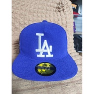Close Cap 888 Size 7(55.8cm)
