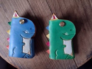 可愛馬戲團恐龍暴龍 純牛皮皮革汽(機)車感應鑰匙套  藍/綠色 款