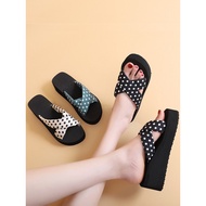 selipar wanita selipar perempuan Influencer Super Hot Style Cross Thick-Soled Fashion Slippers